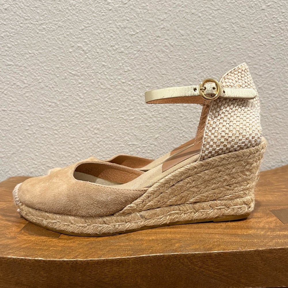 Kanna Wedges
